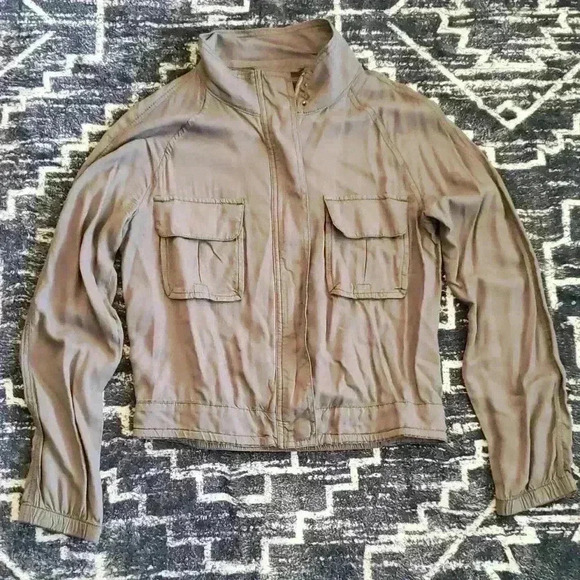 American Eagle Outfitters Military Green Lightweight Bomber Jacket Small - Picture 1 of 8